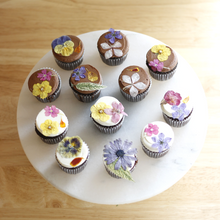 Load image into Gallery viewer, Pressed Flower Cupcakes
