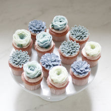 Load image into Gallery viewer, Assorted Buttercream Flower Cupcakes
